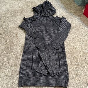 Size 4 Lululemon Rest Less Hooded Pullover